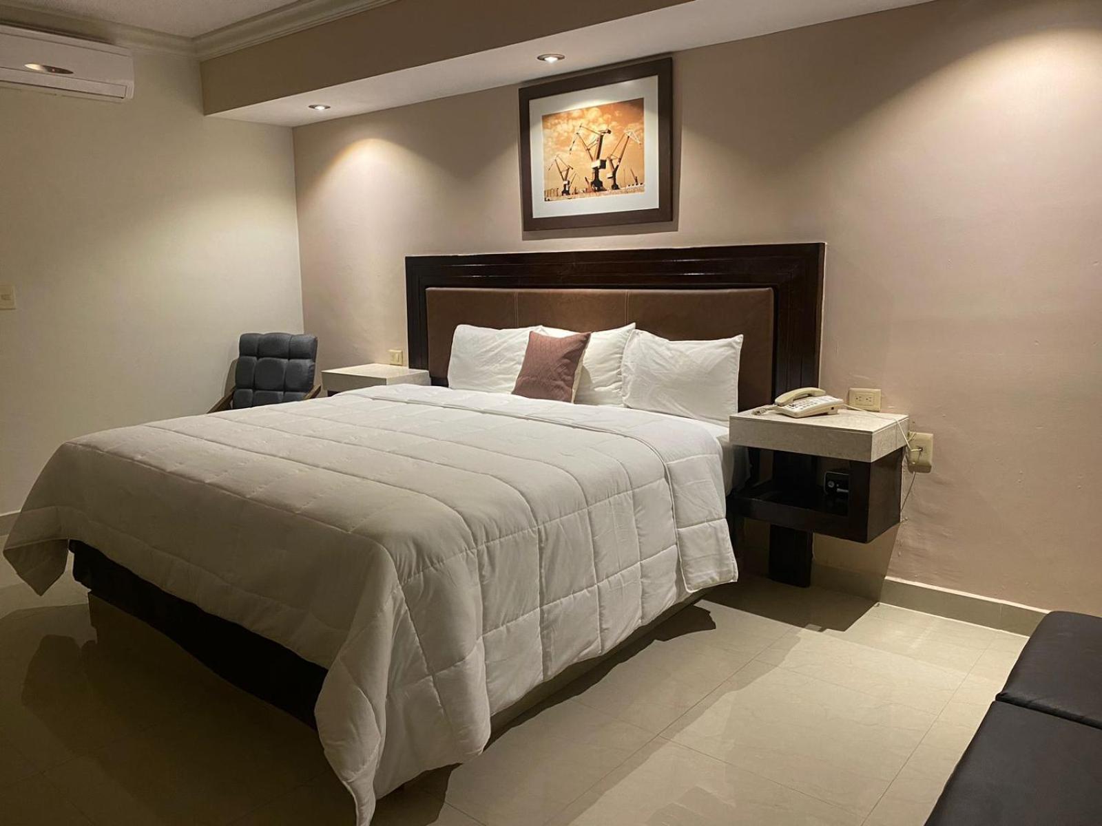 Hotel San Ignacio Inn Торреон Экстерьер фото