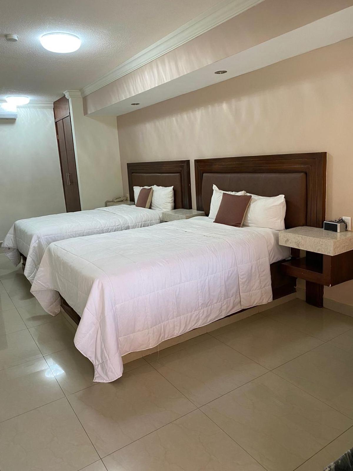Hotel San Ignacio Inn Торреон Экстерьер фото