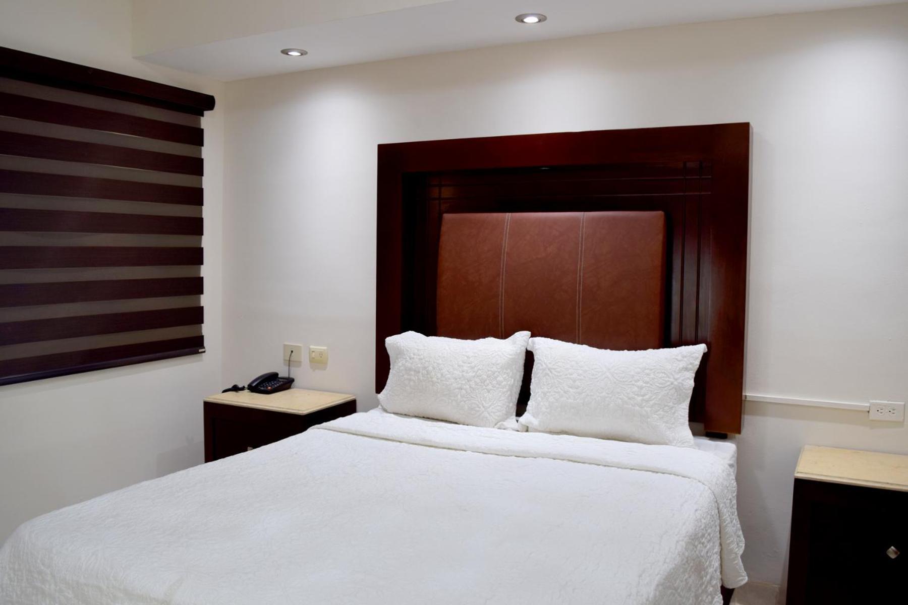 Hotel San Ignacio Inn Торреон Экстерьер фото