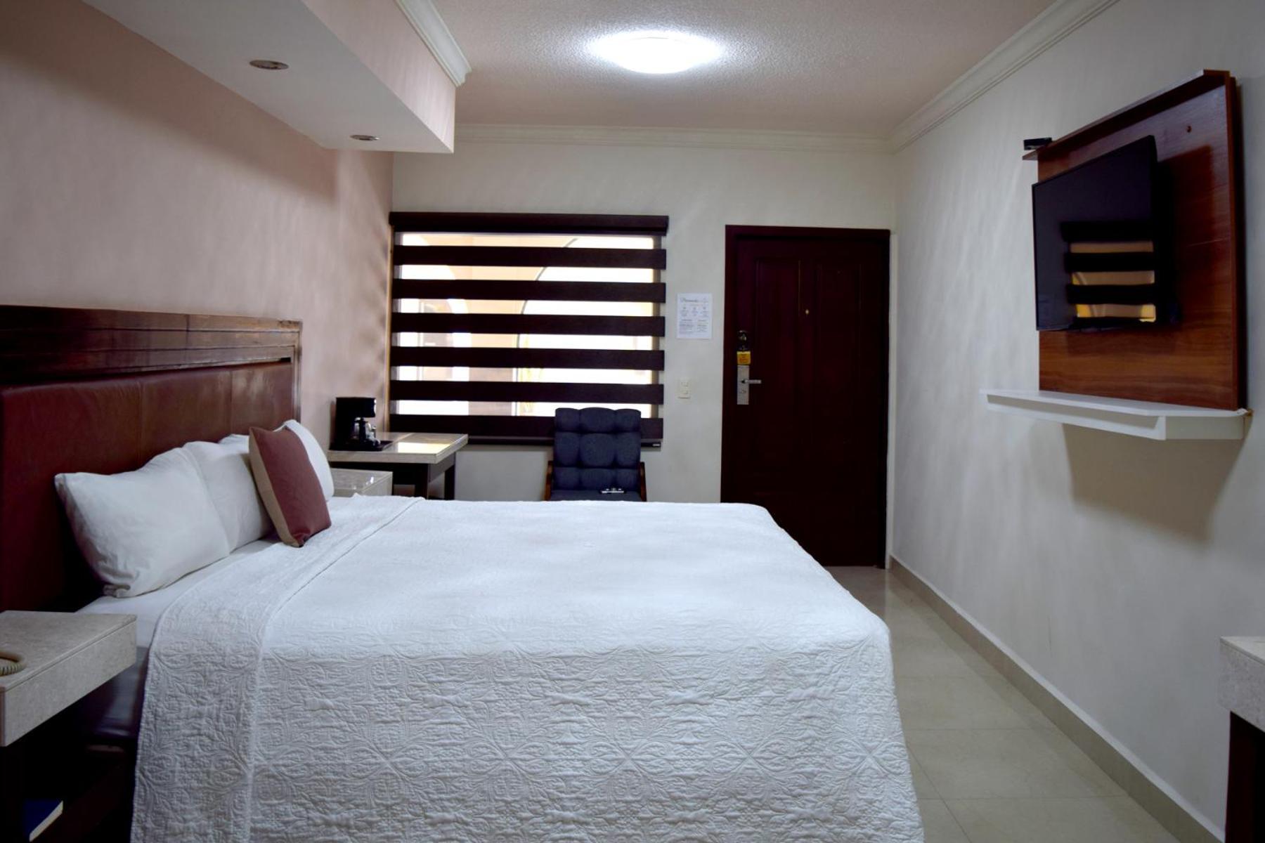 Hotel San Ignacio Inn Торреон Экстерьер фото