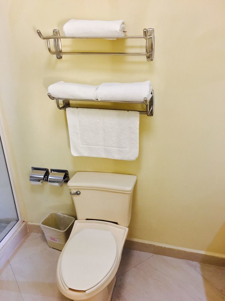 Hotel San Ignacio Inn Торреон Экстерьер фото